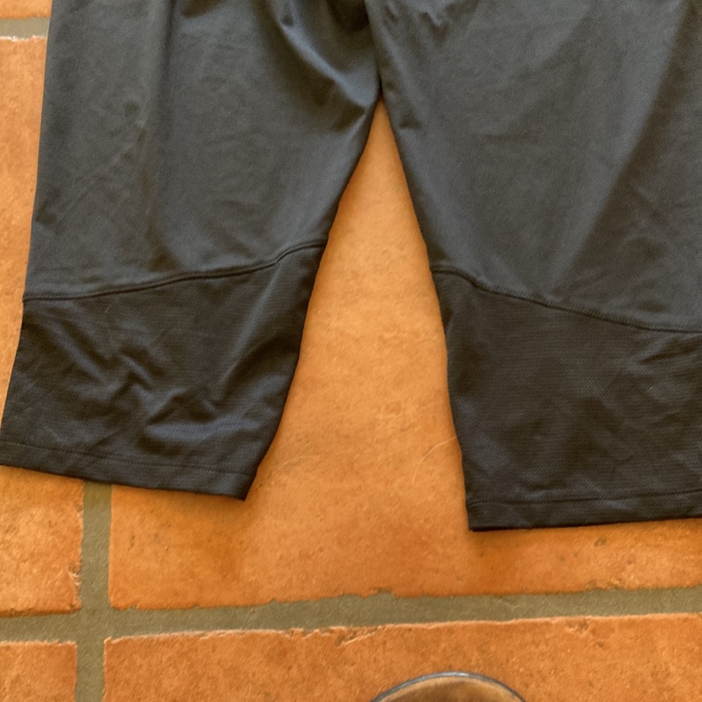 Under Armour Heat Gear Capri M women’s Xlnt - Picture 4 of 5